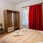 Bujtina Tushaj *