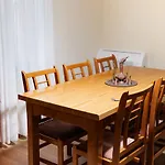 Bujtina Tushaj בית כפרי