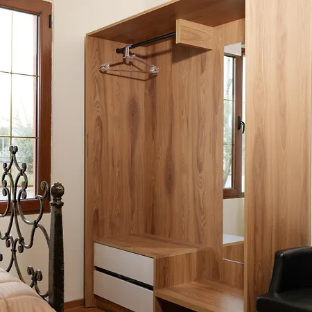 Landhuis Bujtina Tushaj Lezhë