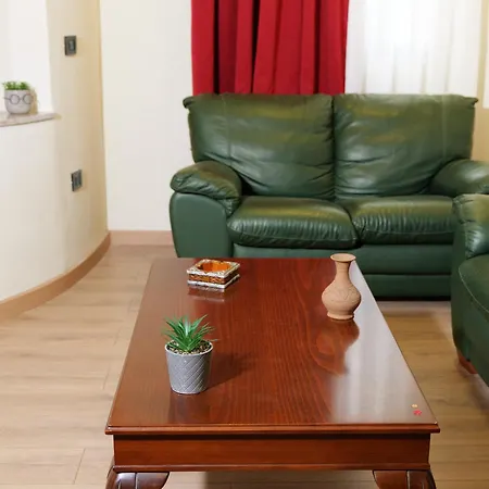 Bujtina Tushaj * Lezhë