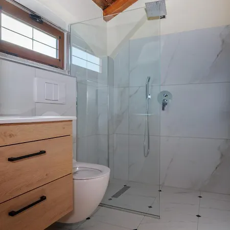 Bujtina Tushaj Landhuis Lezhë