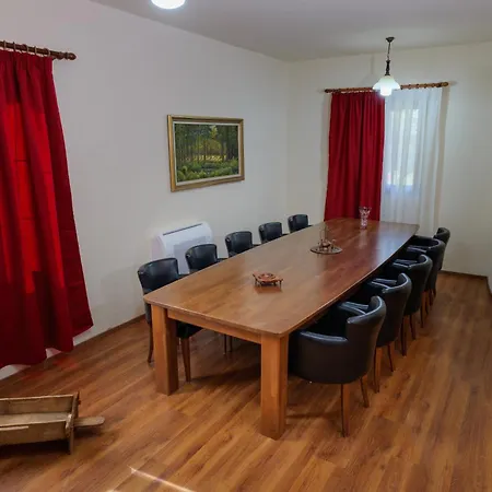 Bujtina Tushaj Hétvégi ház Lezha