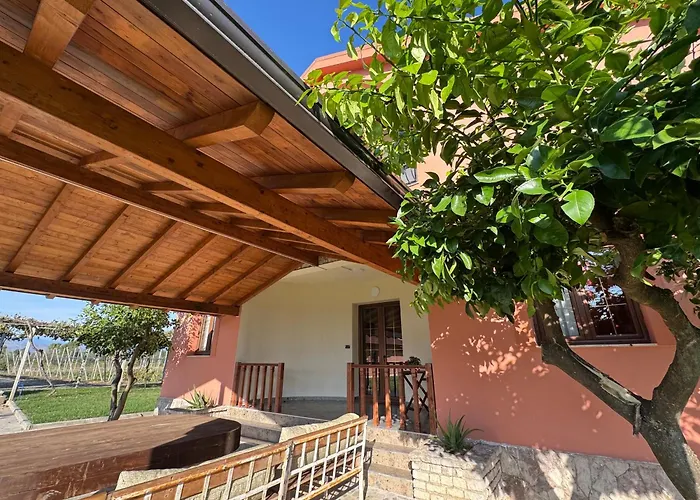 Bujtina Tushaj Landhaus Lezhë