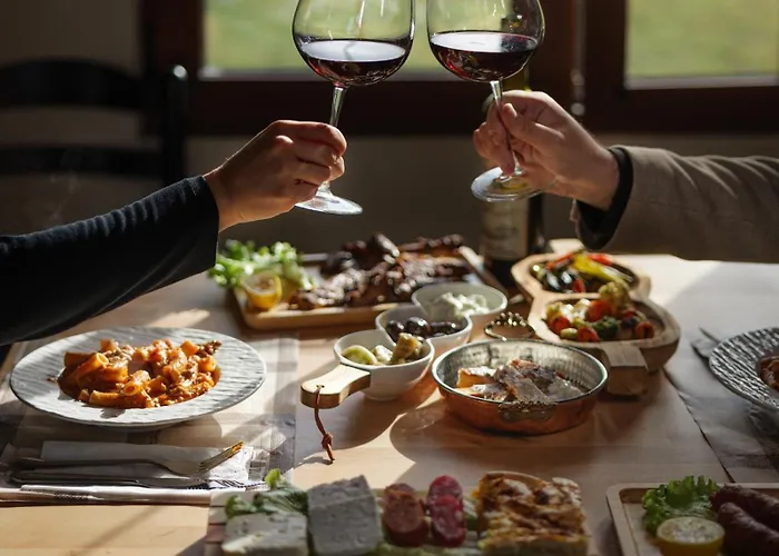 Bujtina Tushaj Lezhë